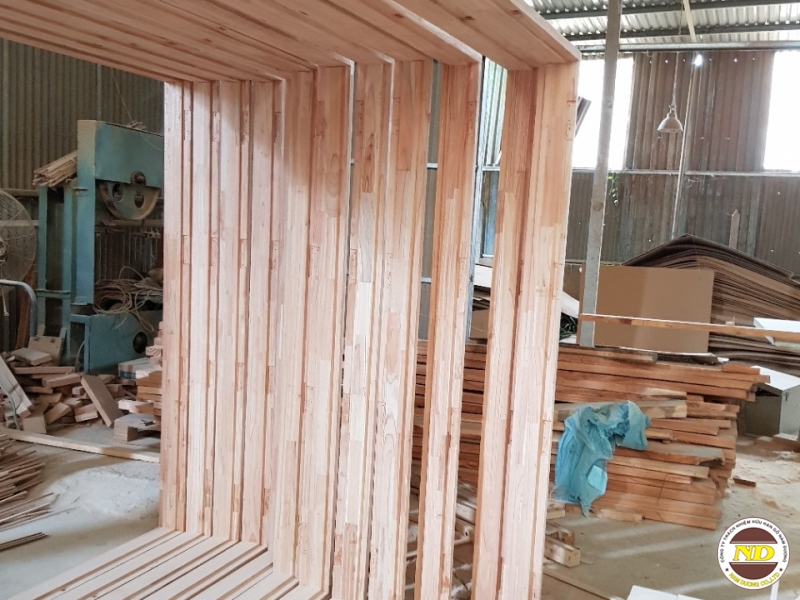 Sản Xuất Cửa Gỗ Xoan Số Lượng Lớn - MS60